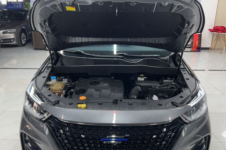 Used CHANGAN OSHAN COSPro 2021 1.5T Automatic Flagship 7-Seater Engine Bay