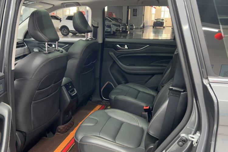 Used CHANGAN OSHAN COSPro 2021 1.5T Automatic Flagship 7-Seater Interior 2