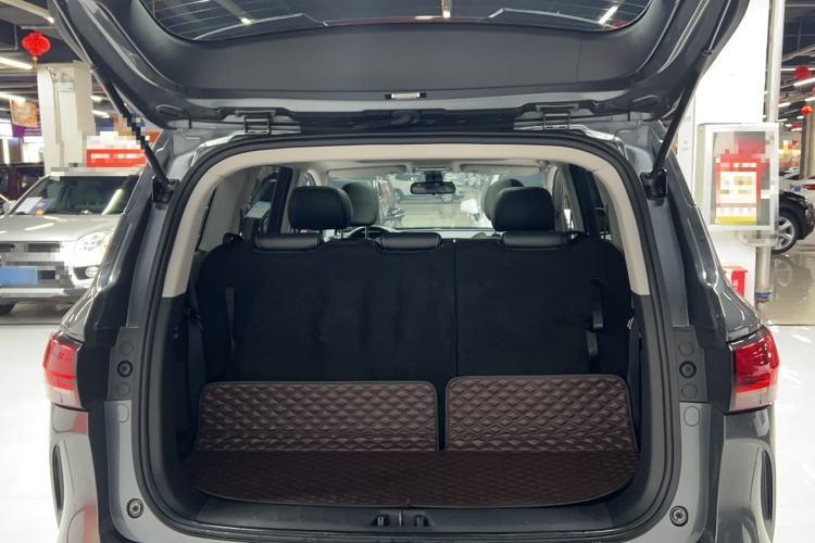 Used CHANGAN OSHAN COSPro 2021 1.5T Automatic Flagship 7-Seater Trunk