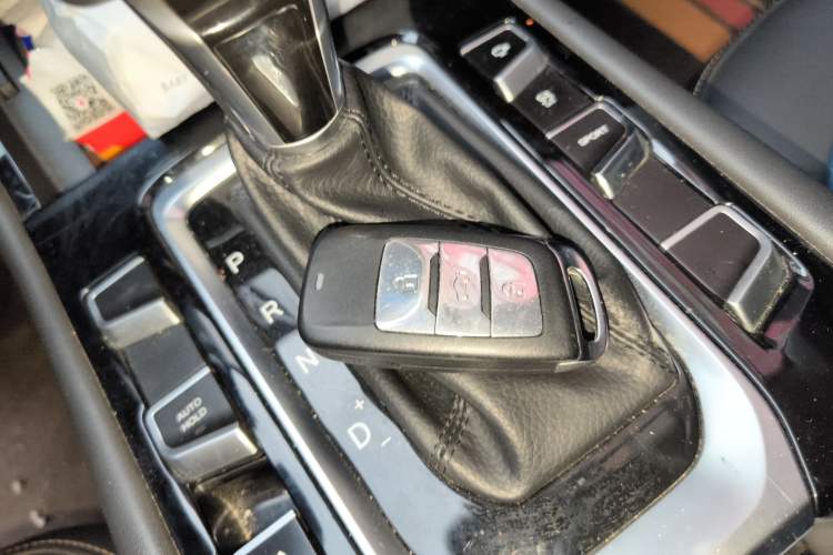 Used CHANGAN OSHAN COSPro 2021 1.5T Automatic Flagship 7-Seater Vehicle Key