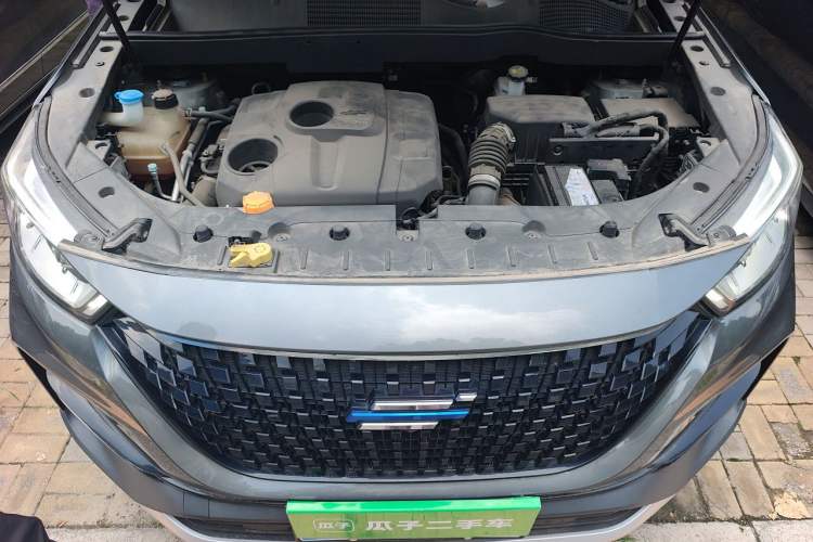 Used CHANGAN OSHAN COSPro 2021 1.5T Automatic Flagship 7-Seater Engine Bay