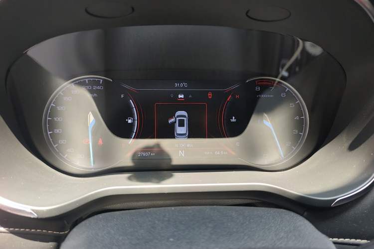 Used CHANGAN OSHAN COSPro 2021 1.5T Automatic Flagship 7-Seater Instrument Cluster
