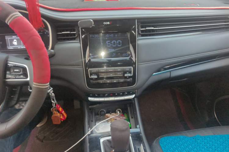 Used CHANGAN OSHAN COSPro 2021 1.5T Manual Elite 7-Seater Audio And AC Panel