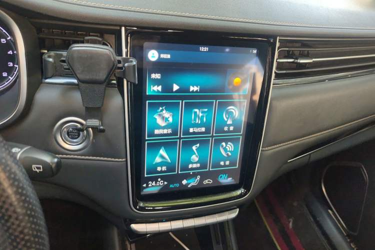 Used CHANGAN OSHAN COSPro 2021 1.5T Automatic Flagship 7-Seater Audio And AC Panel