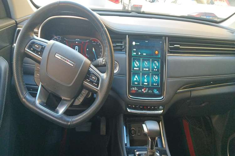 Used CHANGAN OSHAN COSPro 2021 1.5T Automatic Flagship 7-Seater Center Console