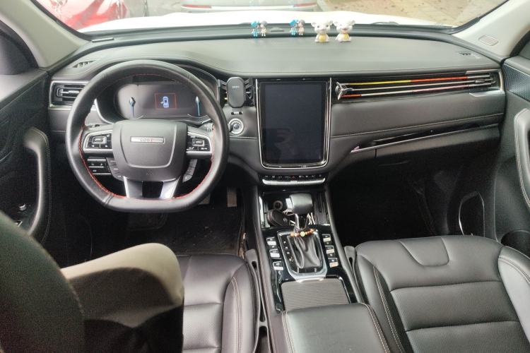 Used CHANGAN OSHAN COSPro 2021 1.5T Automatic Pilot Model 7 Seats Center Console