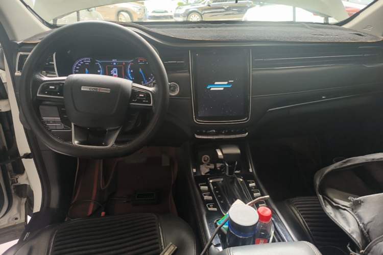 Used CHANGAN OSHAN COSPro 2021 1.5T Automatic Flagship 7-Seater Center Console