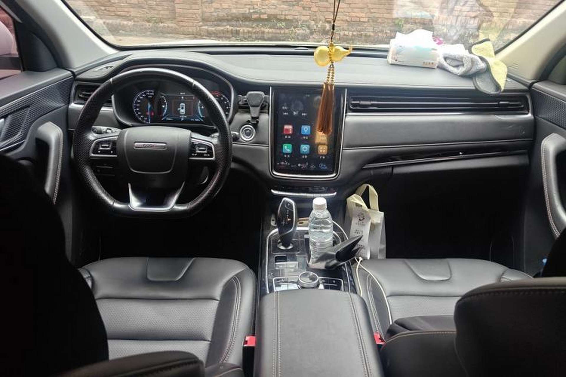 Used CHANGAN OSHAN COSPro 2021 GT 2.0T Automatic Luxury 7-Seater Center Console