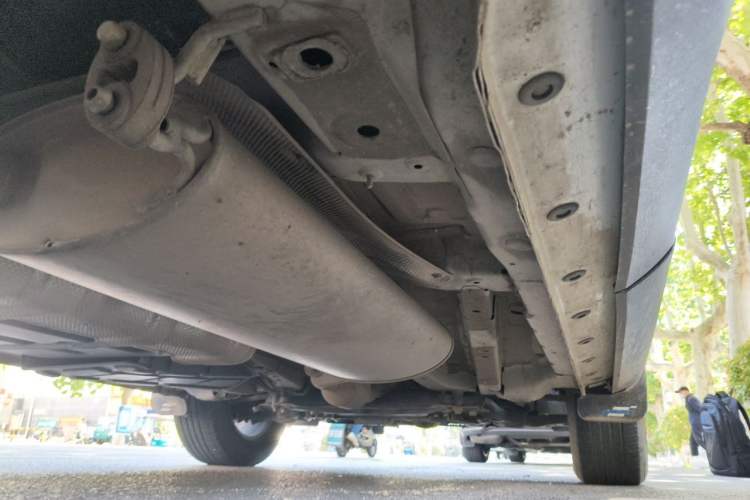 Used CHANGAN OSHAN COSPro 2021 1.5T Manual Elite 7-Seater Chassis Rear Right