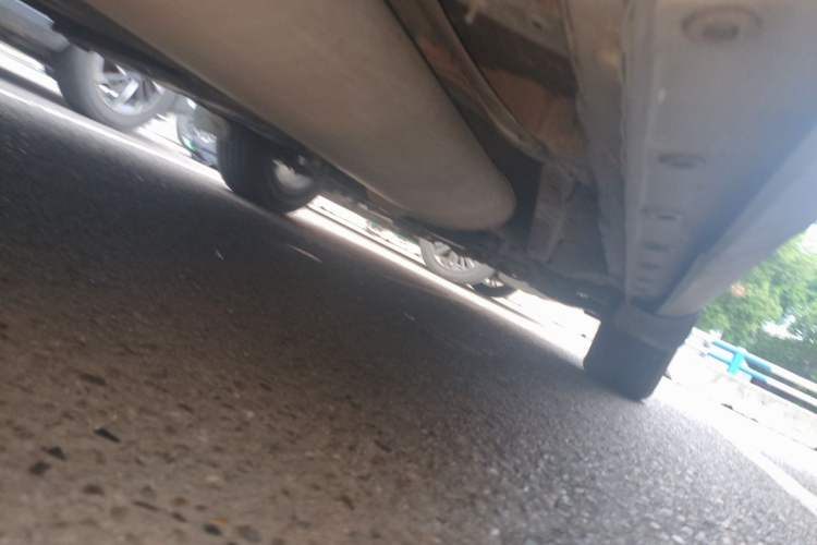Used CHANGAN OSHAN COSPro 2021 1.5T Manual Flagship 7-Seater Chassis Rear Right