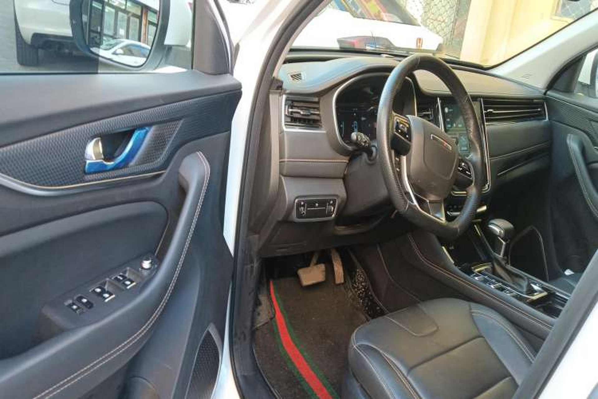 Used CHANGAN OSHAN COSPro 2021 1.5T Automatic Flagship 7-Seater Driver Seat
