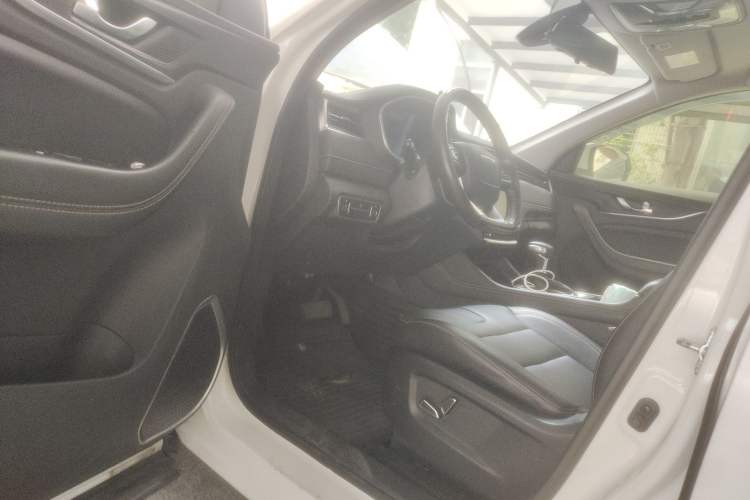 Used CHANGAN OSHAN COSPro 2021 1.5T Automatic Flagship 7-Seater Driver Seat