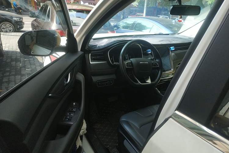 Used CHANGAN OSHAN COSPro 2021 1.5T Automatic Luxury 7-Seater Driver Seat