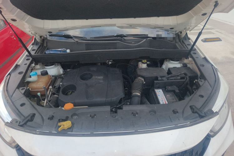 Used CHANGAN OSHAN COSPro 2021 1.5T Manual Elite 7-Seater Engine Bay