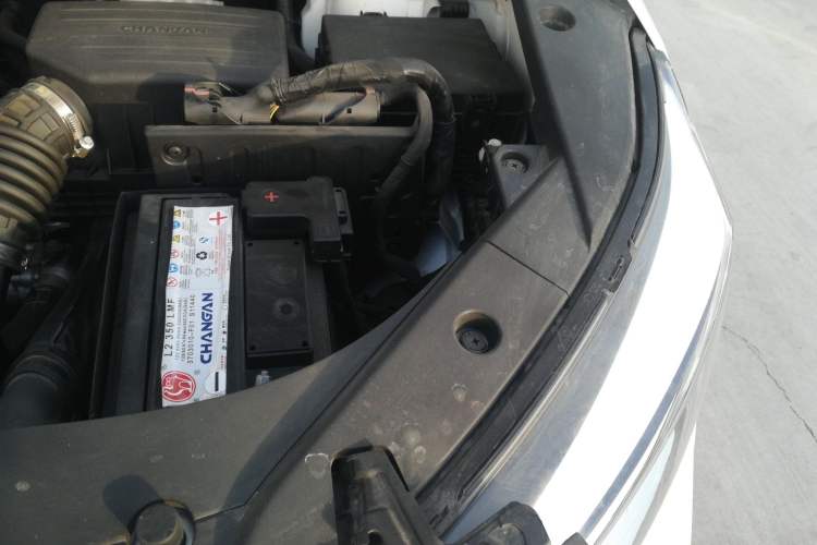 Used CHANGAN OSHAN COSPro 2021 1.5T Automatic Luxury 7-Seater Engine Bay Left