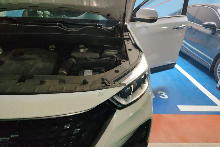 Used CHANGAN OSHAN COSPro 2021 1.5T Automatic Pilot Model 7 Seats Engine Bay Left