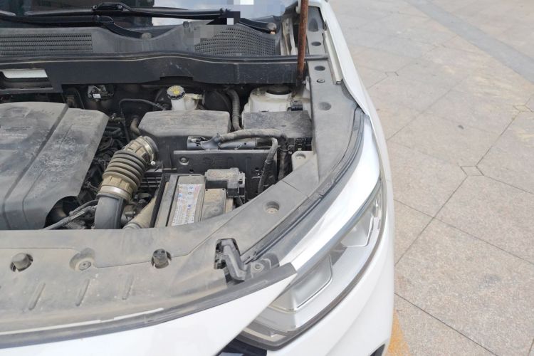 Used CHANGAN OSHAN COSPro 2021 1.5T Automatic Luxury 7-Seater Engine Bay Left