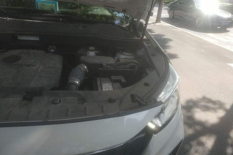 Used CHANGAN OSHAN COSPro 2021 1.5T Automatic Flagship 7-Seater Engine Bay Left