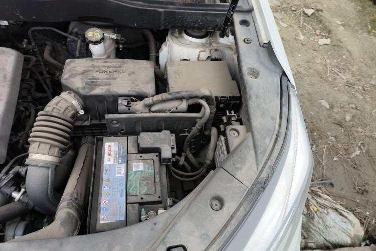 Used CHANGAN OSHAN COSPro 2021 1.5T Manual Flagship 7-Seater Engine Bay Left