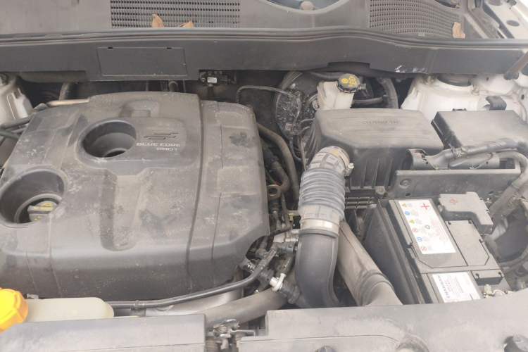 Used CHANGAN OSHAN COSPro 2021 1.5T Manual Flagship 7-Seater Engine Bay