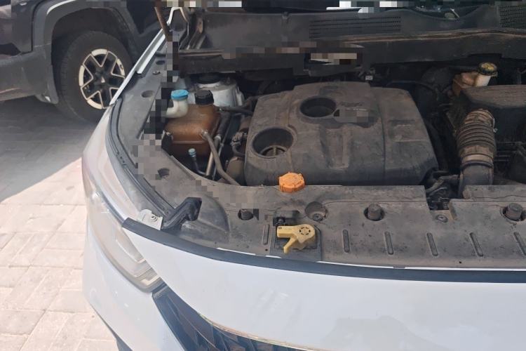 Used CHANGAN OSHAN COSPro 2021 1.5T Automatic Luxury 7-Seater Engine Bay Right