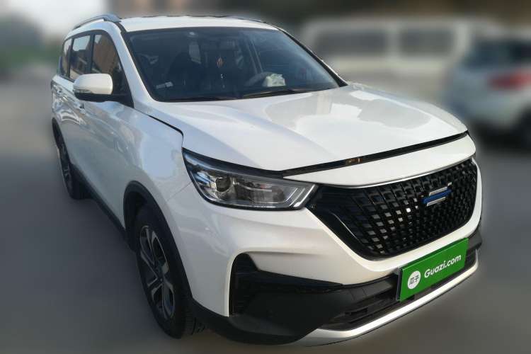 Used CHANGAN OSHAN COSPro 2021 1.5T Automatic Luxury 7-Seater Front Right 45 Deg