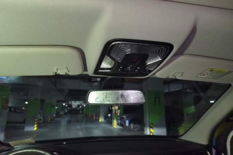 Used CHANGAN OSHAN COSPro 2021 1.5T Automatic Flagship 7-Seater Headliner