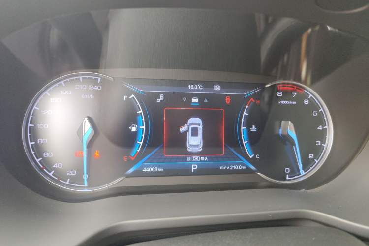 Used CHANGAN OSHAN COSPro 2021 1.5T Automatic Pilot Model 7 Seats Instrument Cluster