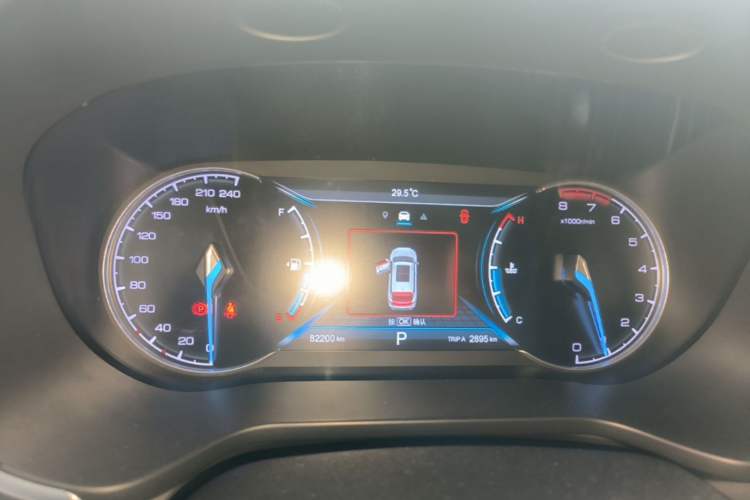 Used CHANGAN OSHAN COSPro 2021 1.5T Automatic Flagship 7-Seater Instrument Cluster