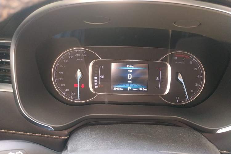 Used CHANGAN OSHAN COSPro 2021 1.5T Automatic Luxury 7-Seater Instrument Cluster