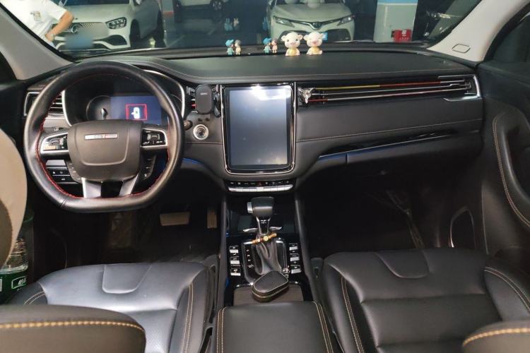 Used CHANGAN OSHAN COSPro 2021 1.5T Automatic Pilot Model 7 Seats Interior 2