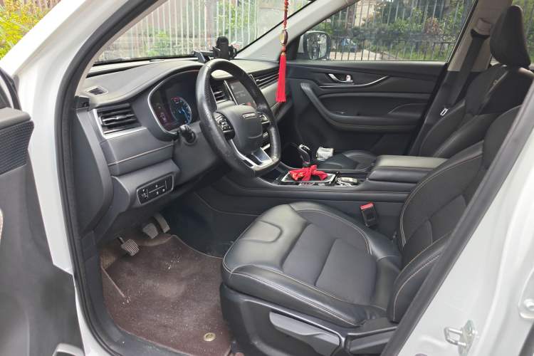 Used CHANGAN OSHAN COSPro 2021 1.5T Manual Flagship 7-Seater Interior 3