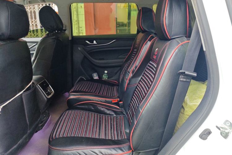 Used CHANGAN OSHAN COSPro 2021 1.5T Manual Elite 7-Seater Interior 4