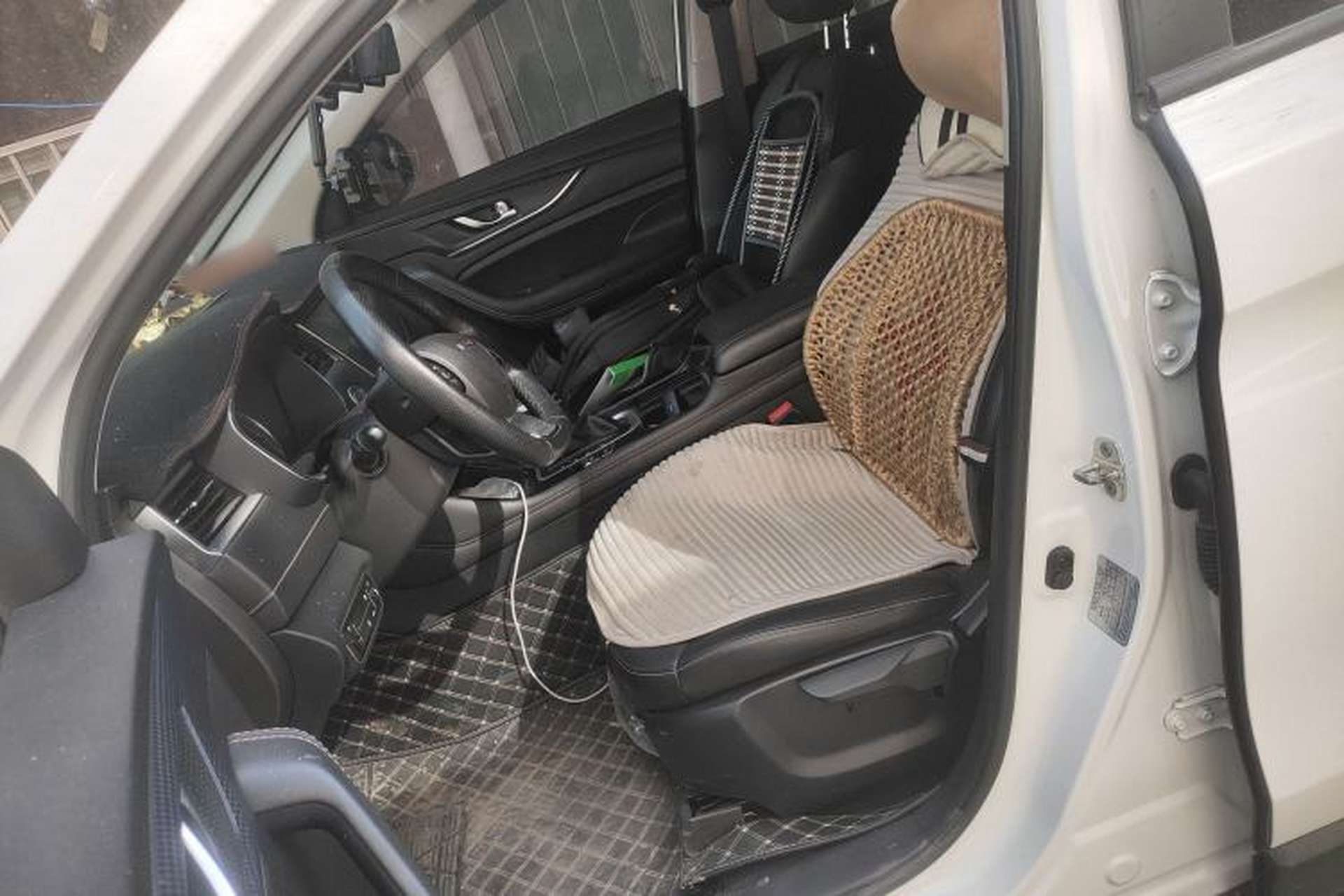 Used CHANGAN OSHAN COSPro 2021 1.5T Automatic Luxury 7-Seater Left Front Seat