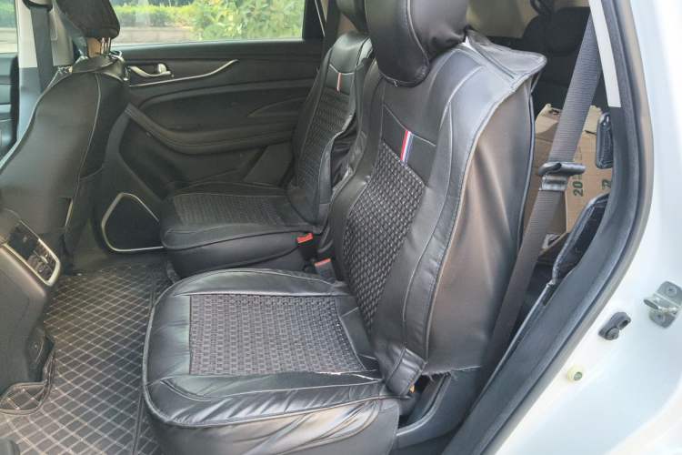 Used CHANGAN OSHAN COSPro 2021 1.5T Manual Elite 7-Seater Left Rear Seat