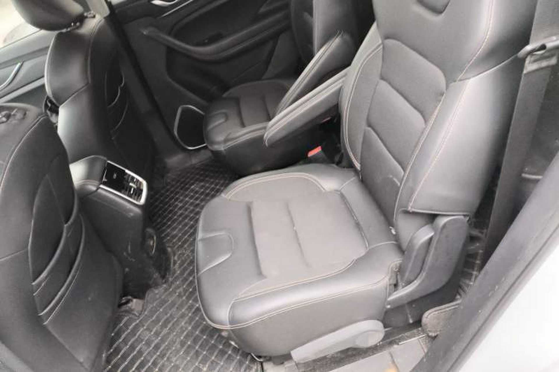 Used CHANGAN OSHAN COSPro 2021 1.5T Manual Flagship 7-Seater Left Rear Seat