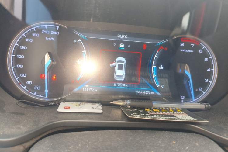 Used CHANGAN OSHAN COSPro 2021 1.5T Manual Flagship 7-Seater Odometer Close Up