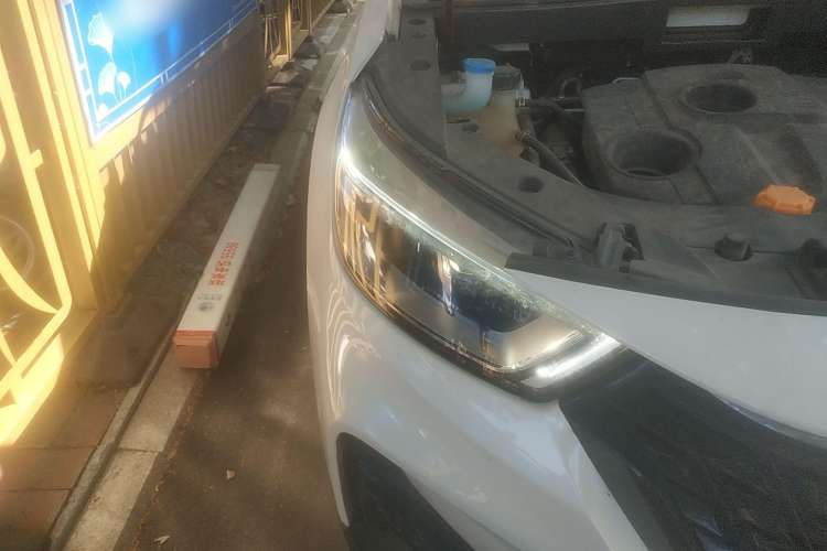 Used CHANGAN OSHAN COSPro 2021 1.5T Automatic Flagship 7-Seater Right Front Headlight