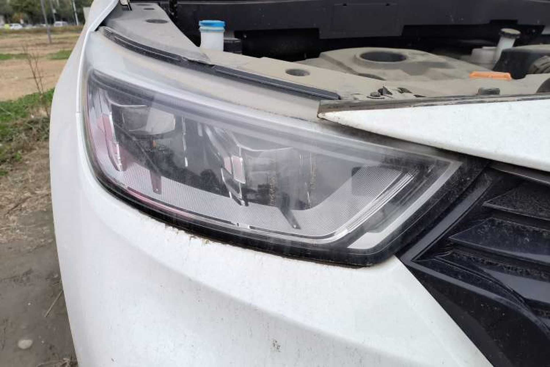 Used CHANGAN OSHAN COSPro 2021 1.5T Manual Flagship 7-Seater Right Front Headlight