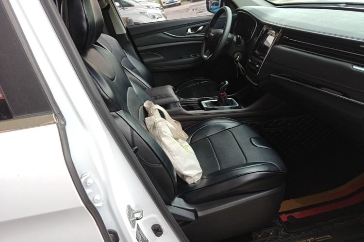 Used CHANGAN OSHAN COSPro 2021 1.5T Manual Elite 7-Seater Right Front Seat