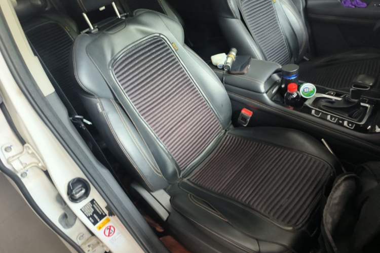 Used CHANGAN OSHAN COSPro 2021 1.5T Automatic Flagship 7-Seater Right Front Seat