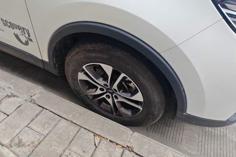 Used CHANGAN OSHAN COSPro 2021 1.5T Manual Elite 7-Seater Right Front Wheel Hub