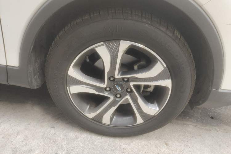 Used CHANGAN OSHAN COSPro 2021 1.5T Automatic Flagship 7-Seater Right Front Wheel Hub