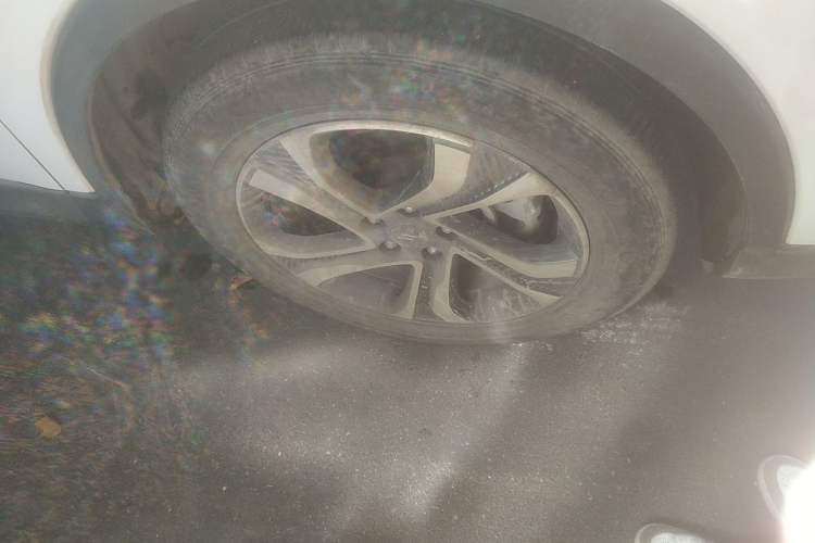Used CHANGAN OSHAN COSPro 2021 1.5T Automatic Flagship 7-Seater Right Front Wheel Hub