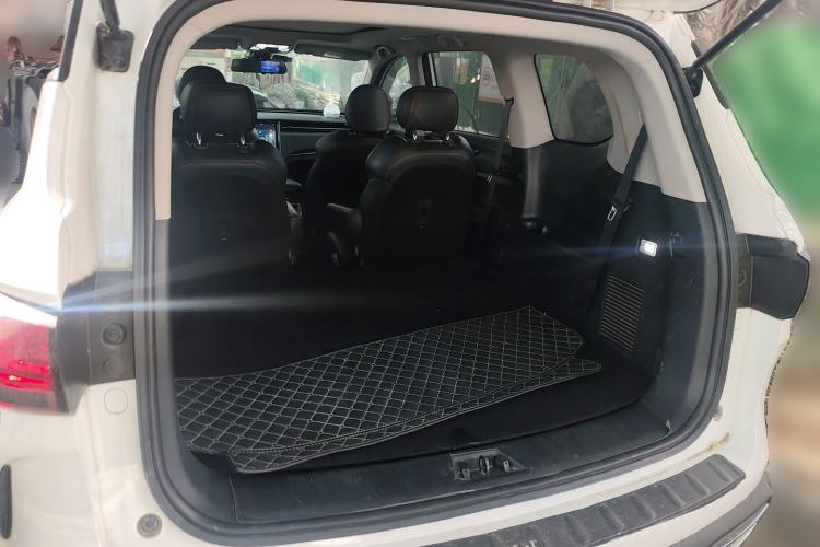 Used CHANGAN OSHAN COSPro 2021 1.5T Automatic Flagship 7-Seater Trunk