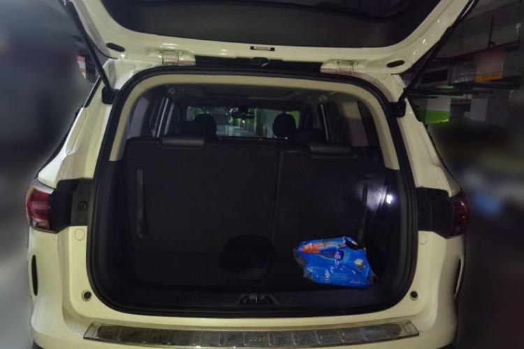 Used CHANGAN OSHAN COSPro 2021 1.5T Automatic Flagship 7-Seater Trunk