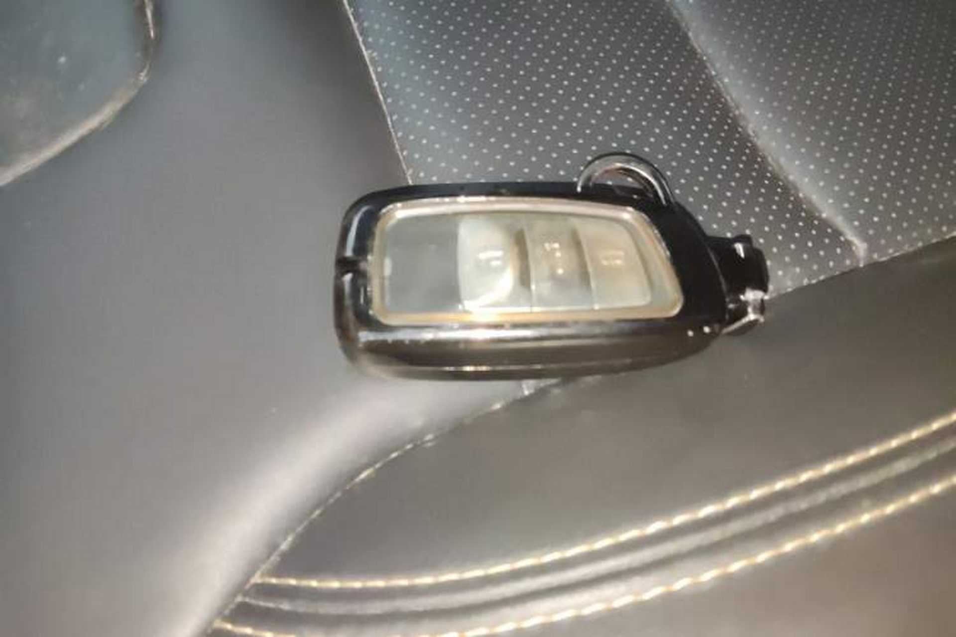 Used CHANGAN OSHAN COSPro 2021 1.5T Automatic Flagship 7-Seater Vehicle Key