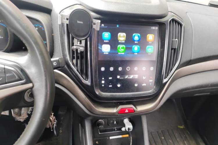 Used CHANGAN OSHAN CX70 2016 1.6L Manual Sport Model Audio And AC Panel