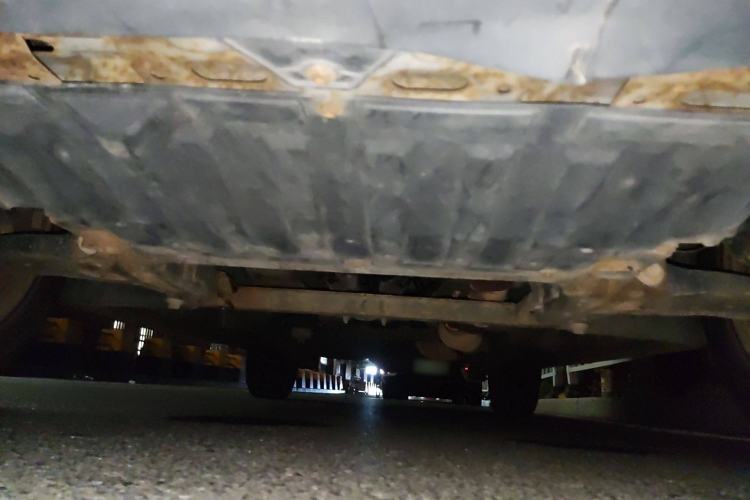 Used CHANGAN OSHAN CX70 2016 1.6L Manual Smart Connect Version Chassis Front