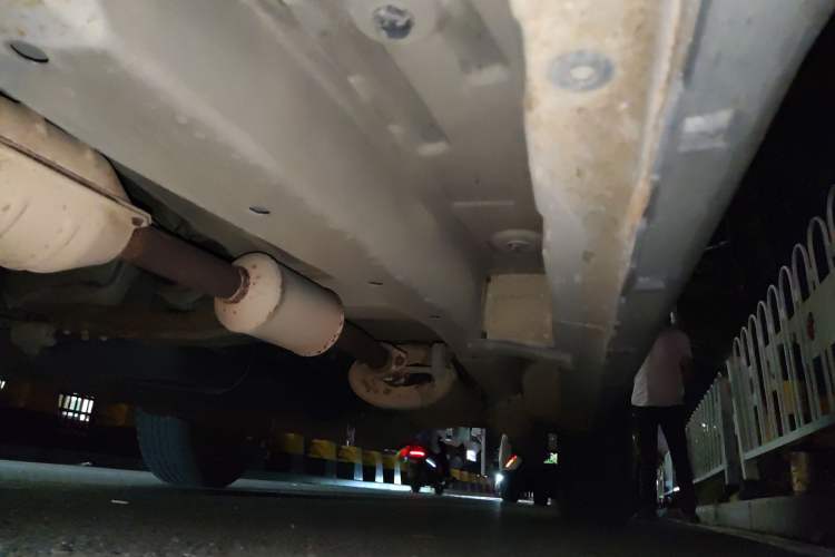 Used CHANGAN OSHAN CX70 2016 1.6L Manual Smart Connect Version Chassis Front Left